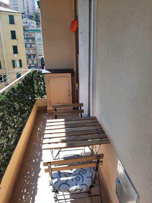 Titti'S House - Parcheggio Custodito In Garage Gratis Genova Kültér fotó